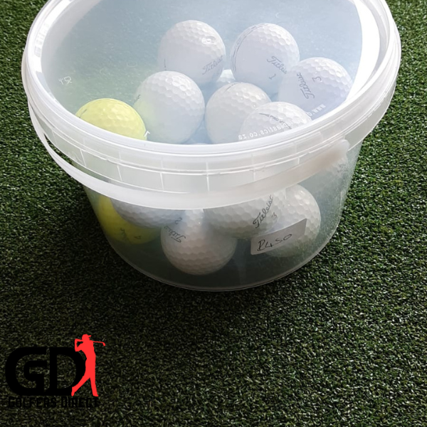 Titleist Pro V1 (18 Ball Bucket)