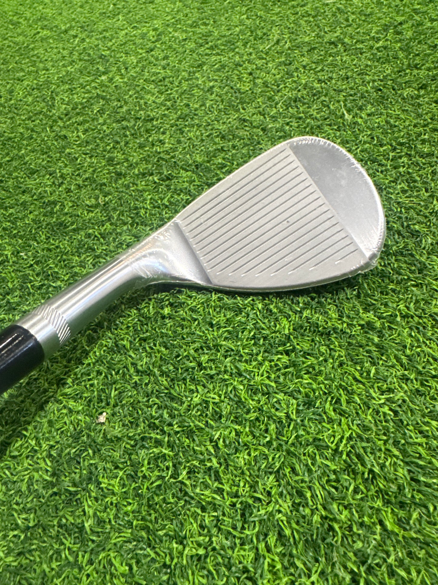 Demo - Titleist sm10 vokey wedge 62 Degree - RH 08M