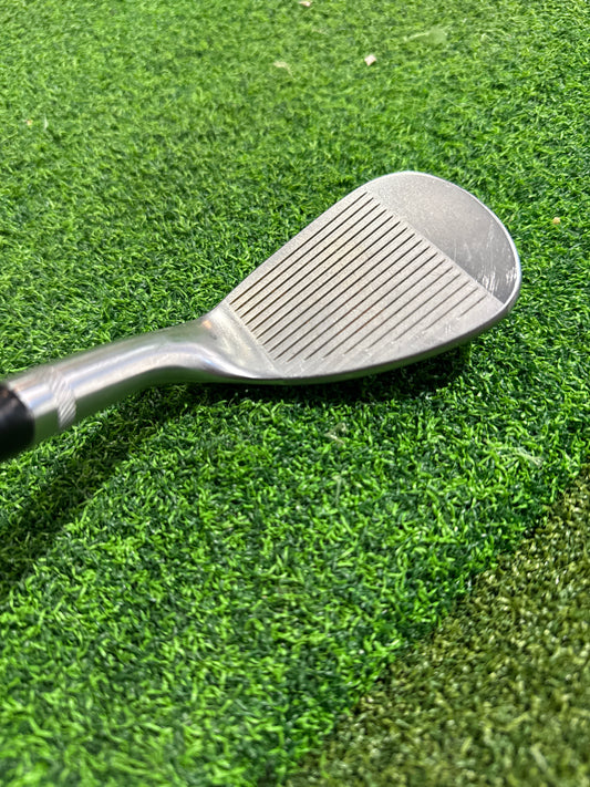 Pre-Loved  - Titleist sm10 vokey wedge 60 Degree - RH