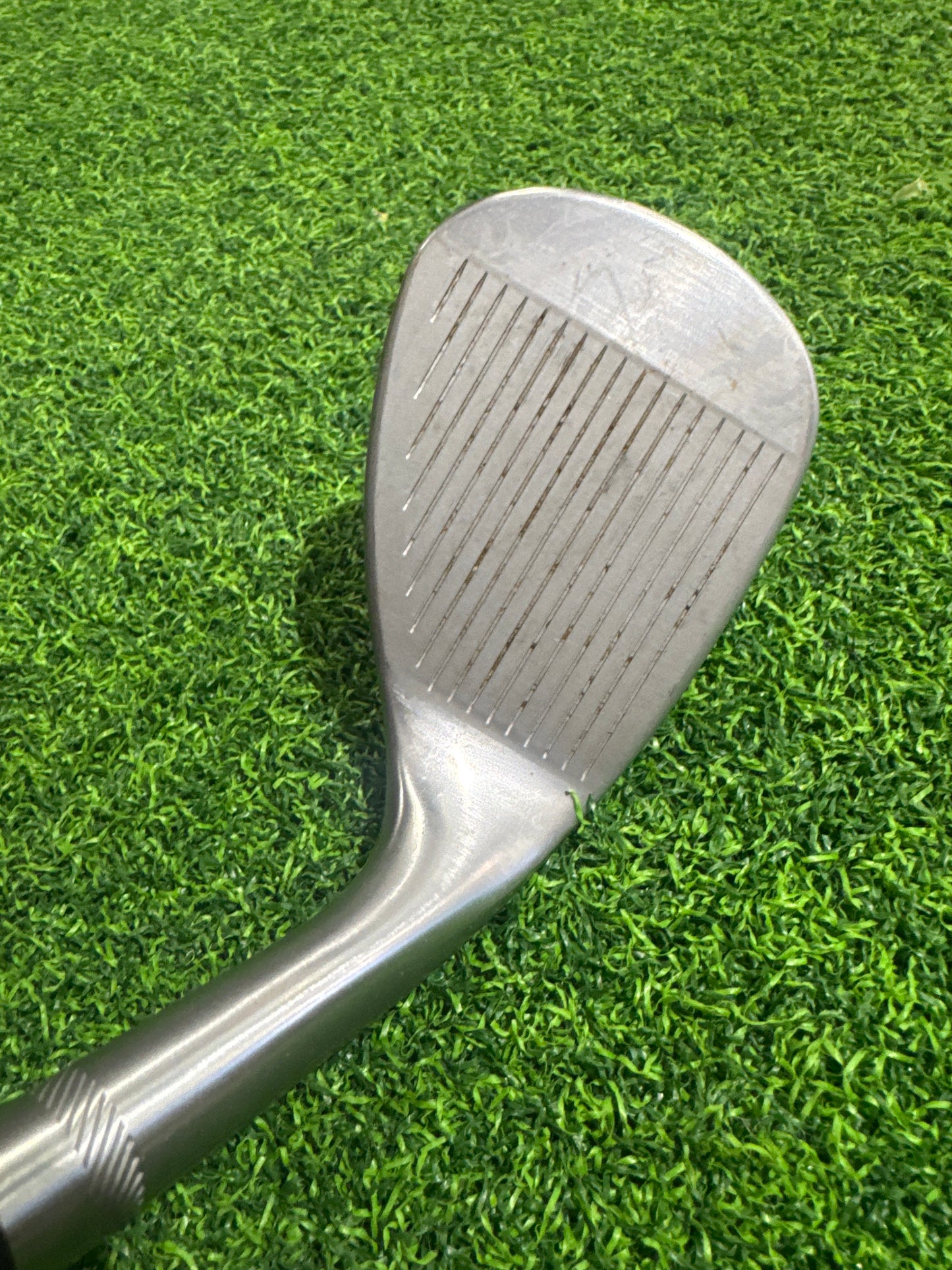 Pre-Loved  - Titleist sm10 vokey wedge 60 Degree - LH 14K