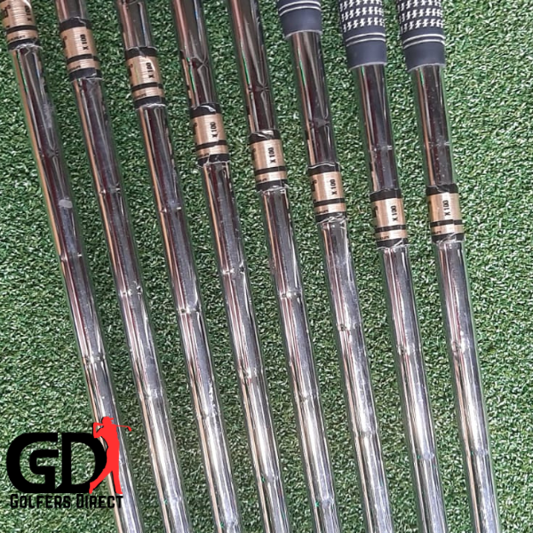 Titleist 690 MB (2-PW)