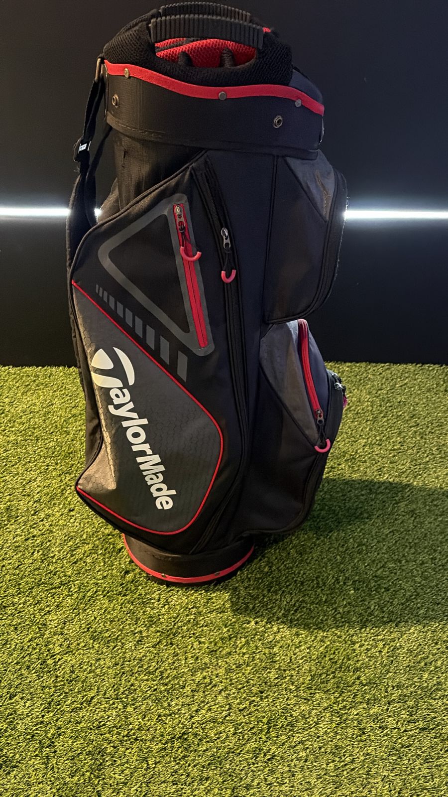 Pre-Loved TaylorMade Staff Bag